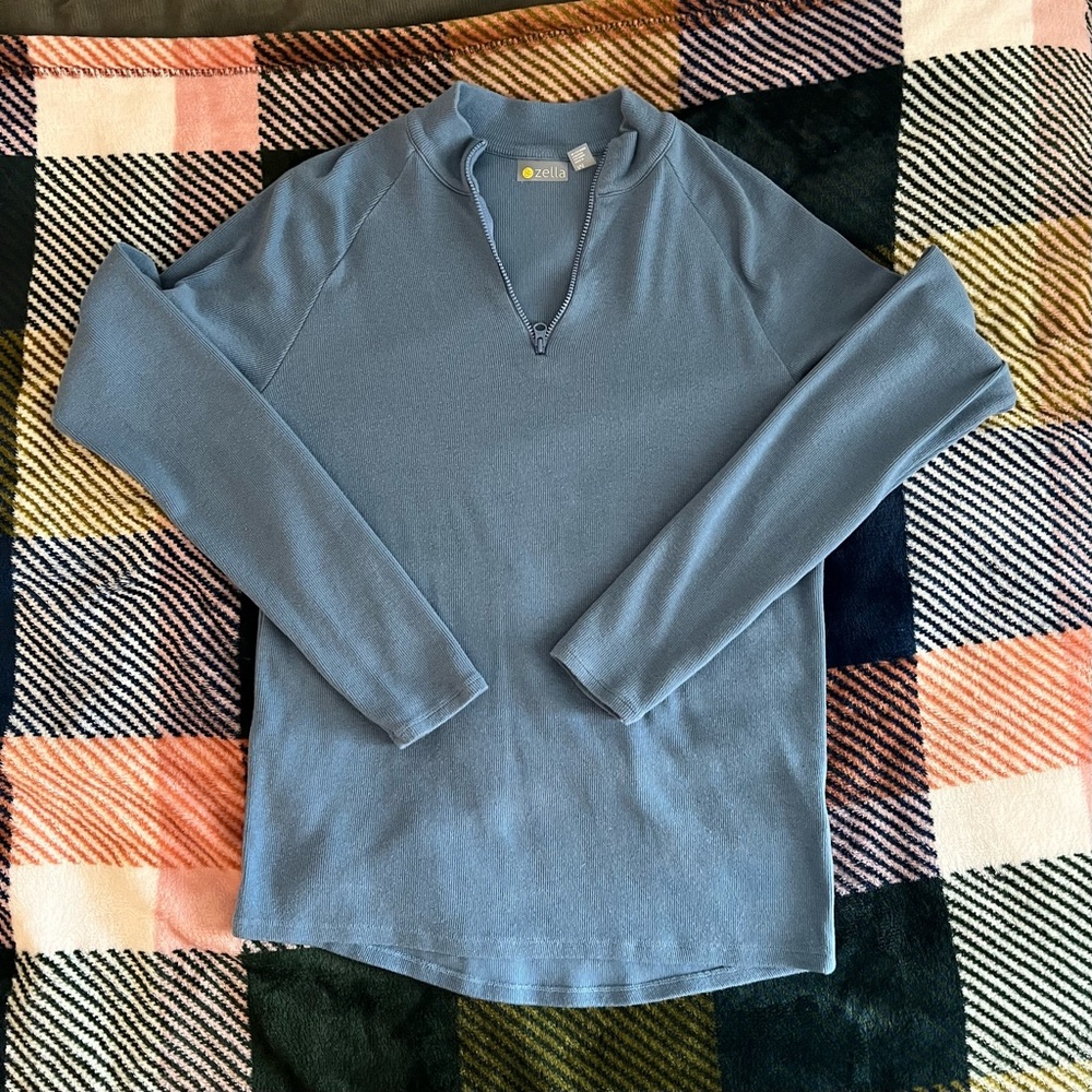 ribbed blue quarter-zip pullover